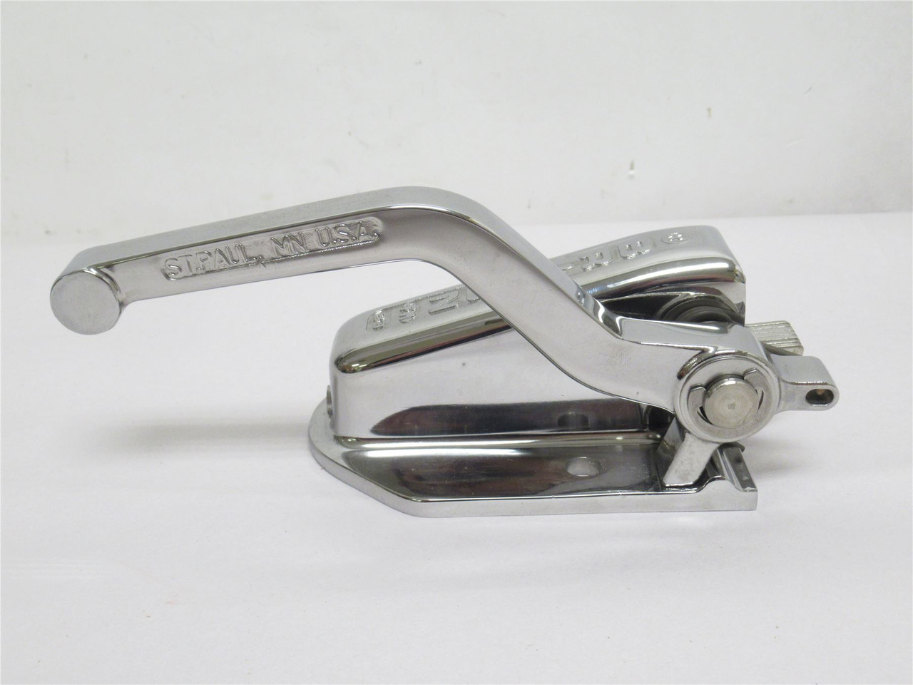 Brixon 83BH3CSC-SBH; Chromed Pressure Release Door Latch Assy