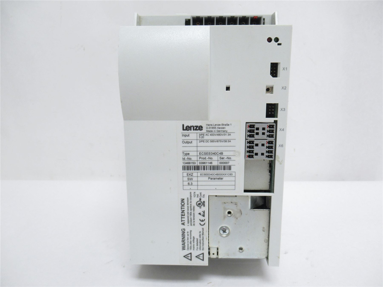Lenze ECSEE040C4B; Servo-Drive; 400/480VAC; 3PH In; 565/675VDC Out