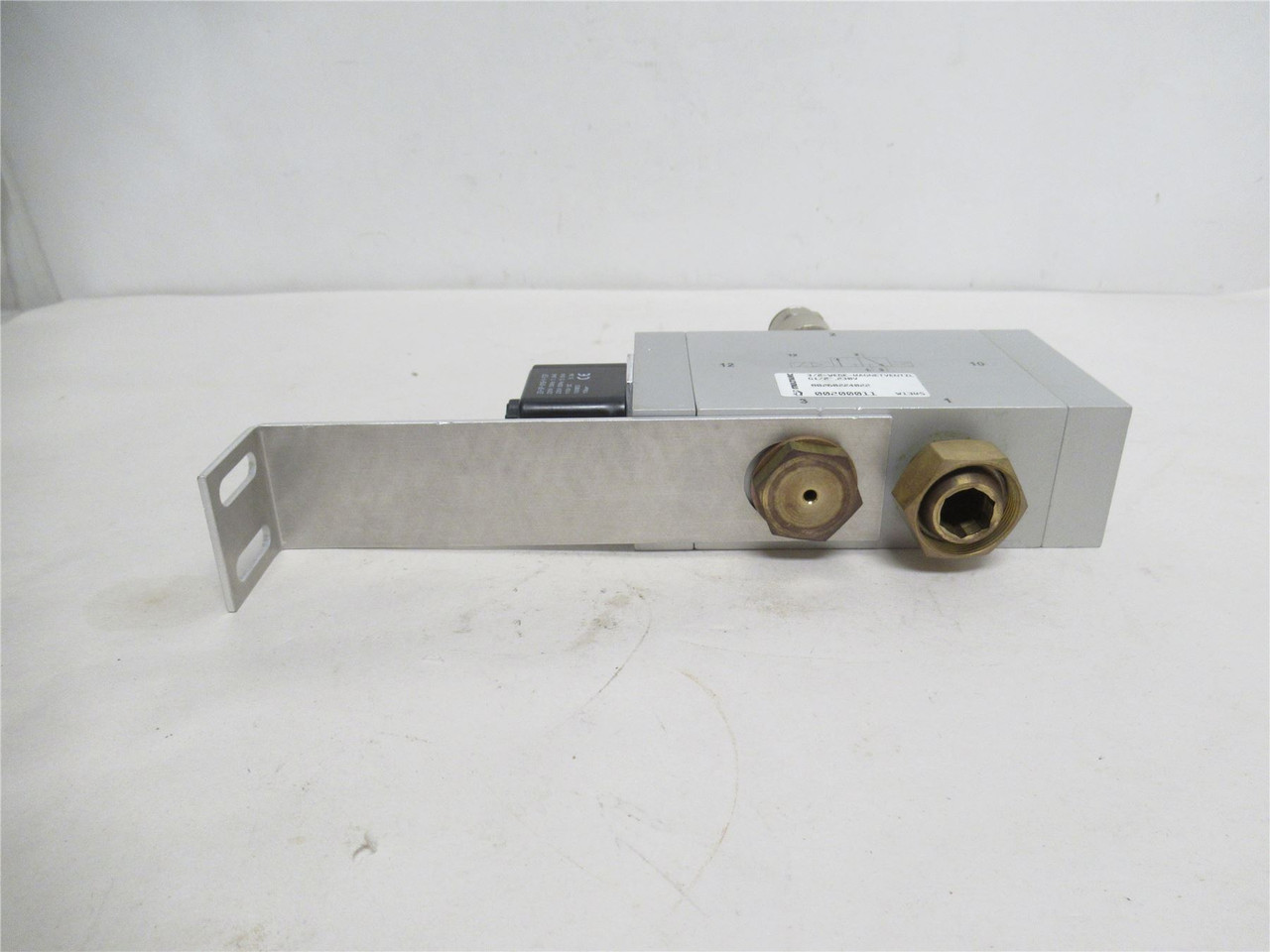 Multivac 11681314502; Main Air valve Assy; 230VAC; G1/2" Port