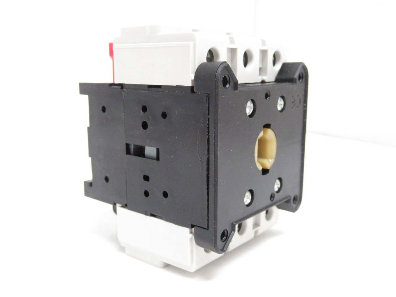 Eaton V4; Non-Fusible Load Break Switch;  63A;140HP; 240VAC