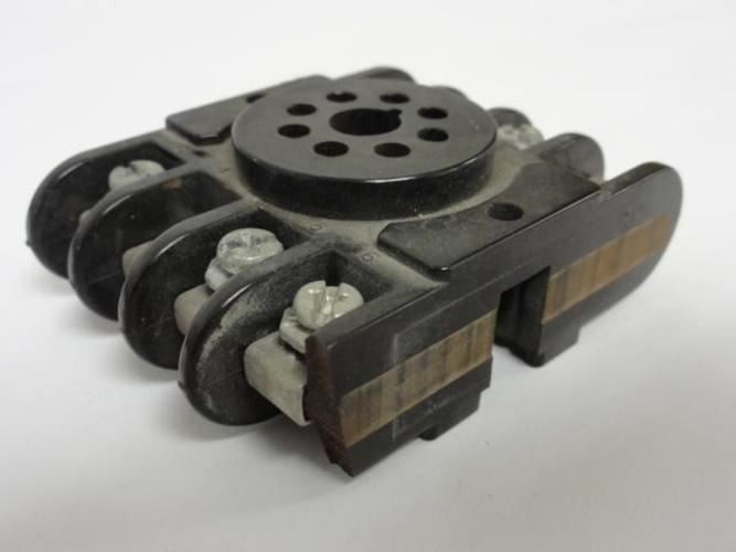 Amphenol KRP-11AN-24; Power Relay Base; 24VAC