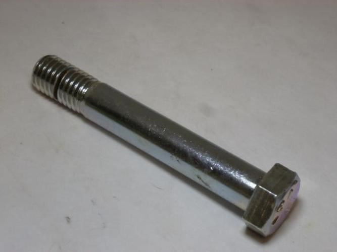 Straub A3132022; Idler Sprocket Shaft