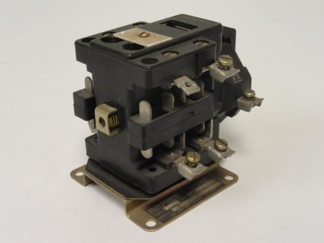 Square D 8501-DO40; Control Relay; Coil 110/120V 50/60Hz; 4NO