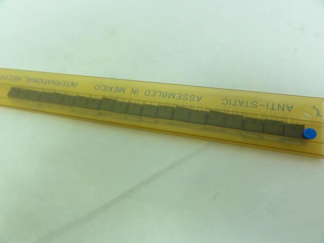 Vishay IRL630S; Lot-20 Mosfet Transistors; 200V; 9A