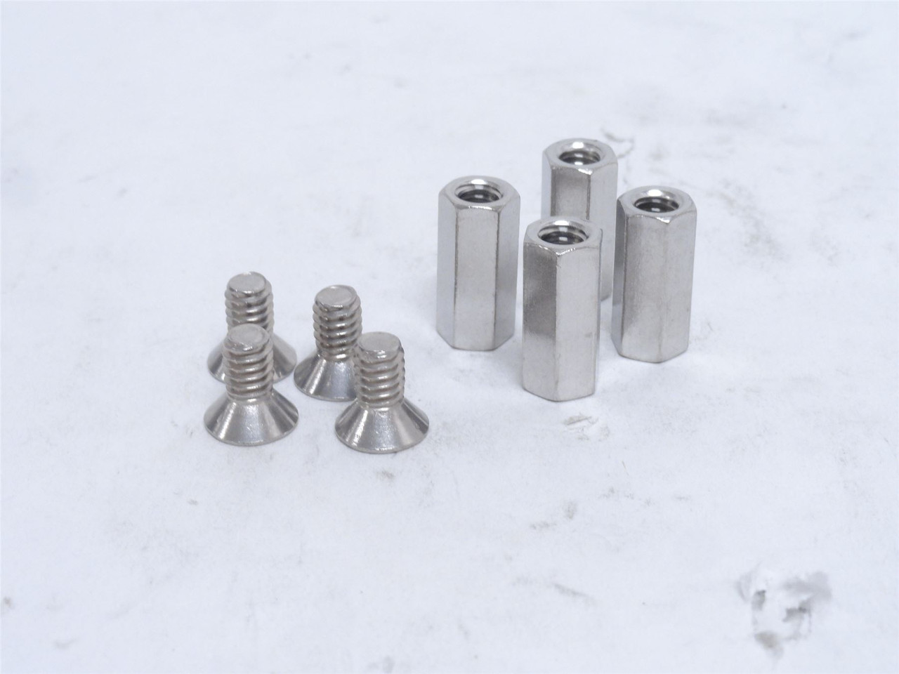 Mennekes 998102GEL-10284101; Mount Plate Kit; SS; W/Hardware