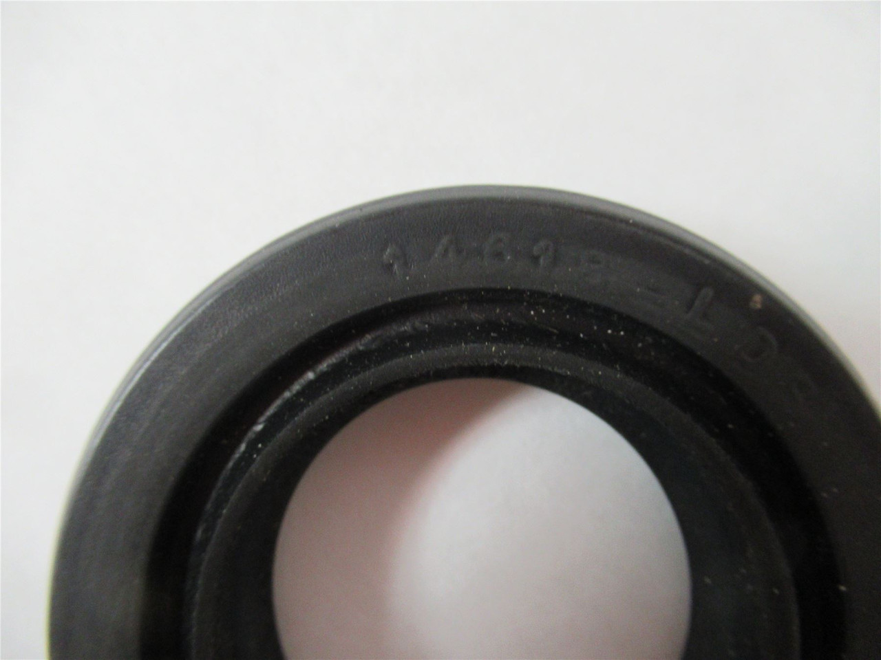 Parker Clipper 14618HIL5; Oil Seal 1.5" ID  Dual Lip w/Spring