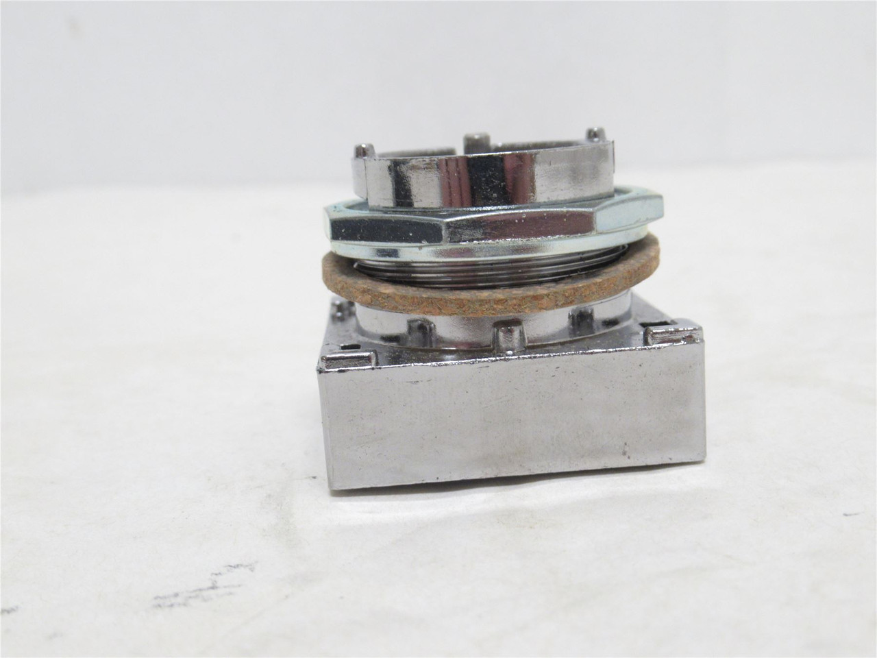 Eaton E30DA; Single Button Operator; Illuminated; 120VAC