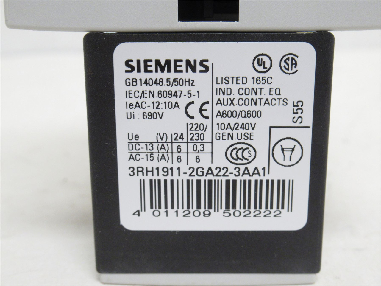Siemens 3RH1262-2BB40; Control Relay; 6A; 230VAC; Coi: 24VDC