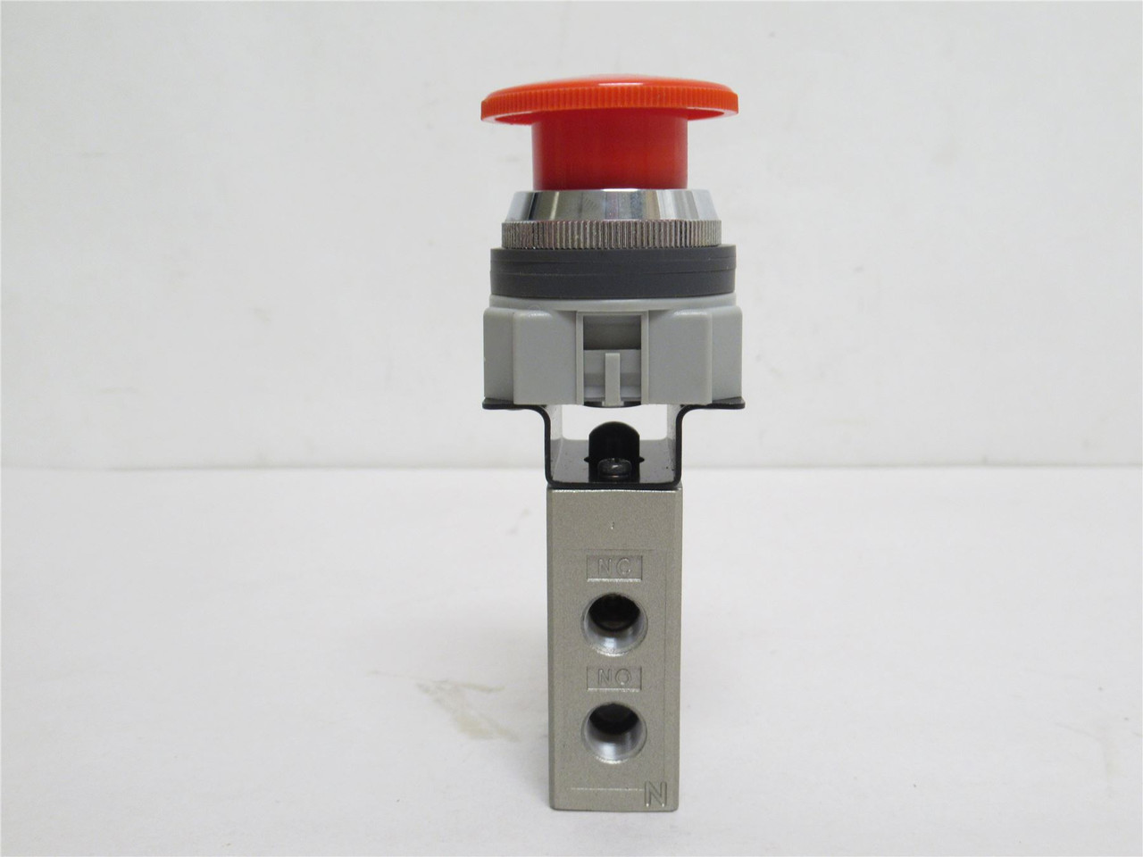 Kentmaster 7400266; E-Stop Air Switch Assembly; 1-NC; 1-NO