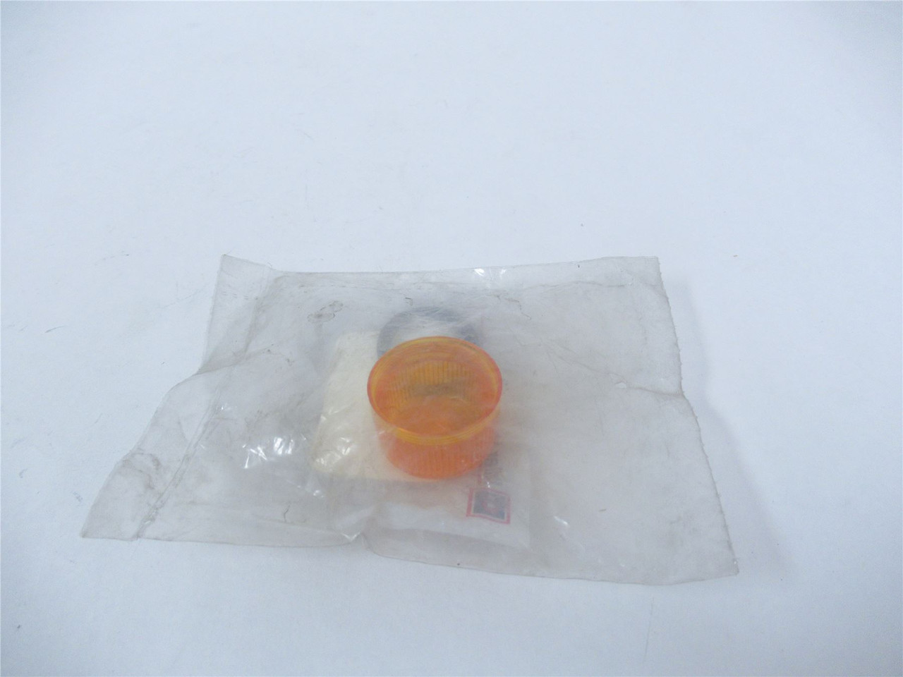 Eaton 10250TC13N; Pilot Device - 30mm; Lens; Amber