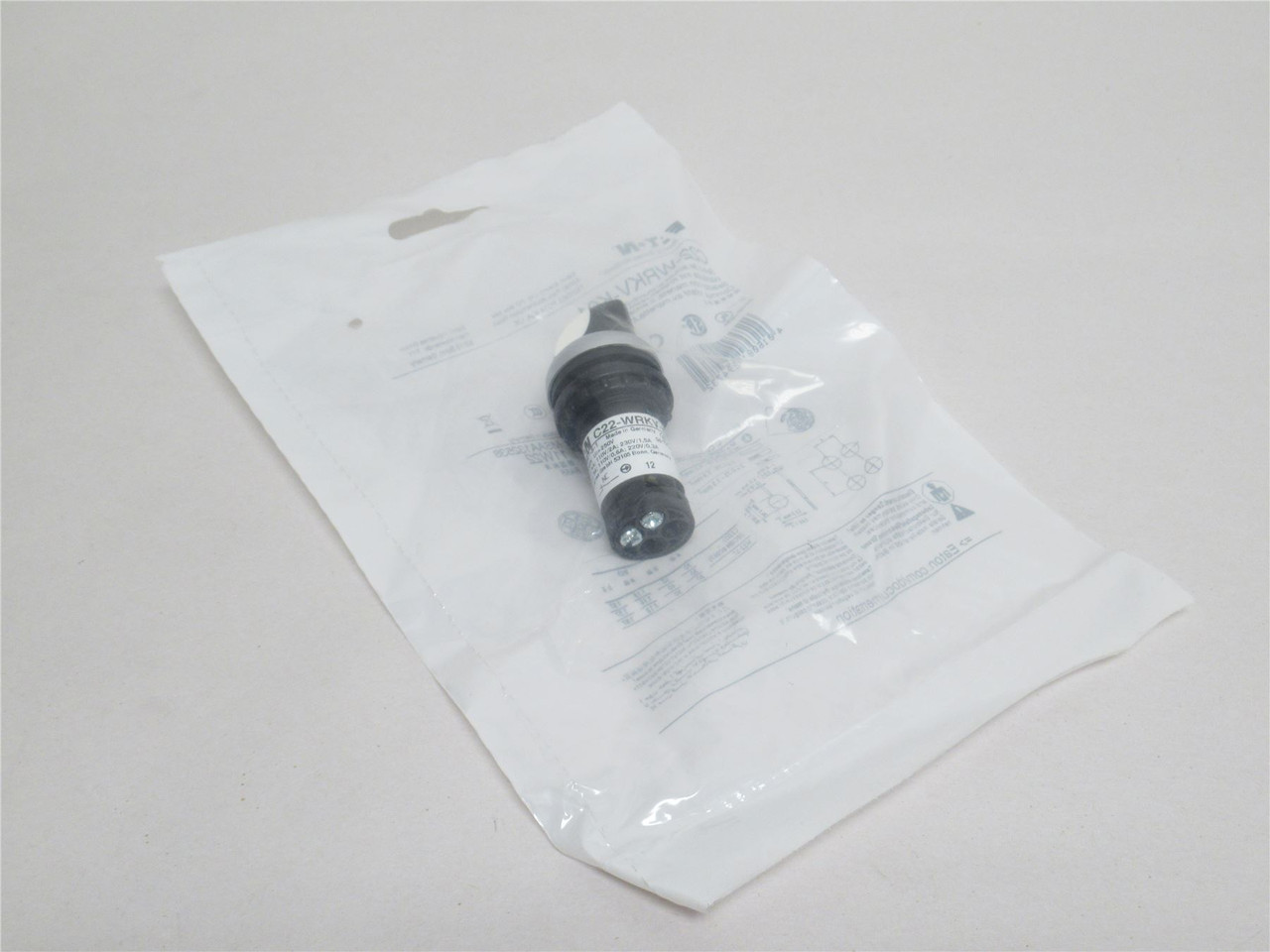 Eaton C22-WRKV-K01; Knob Selector Switch; 2-Pos; 110/230VAC