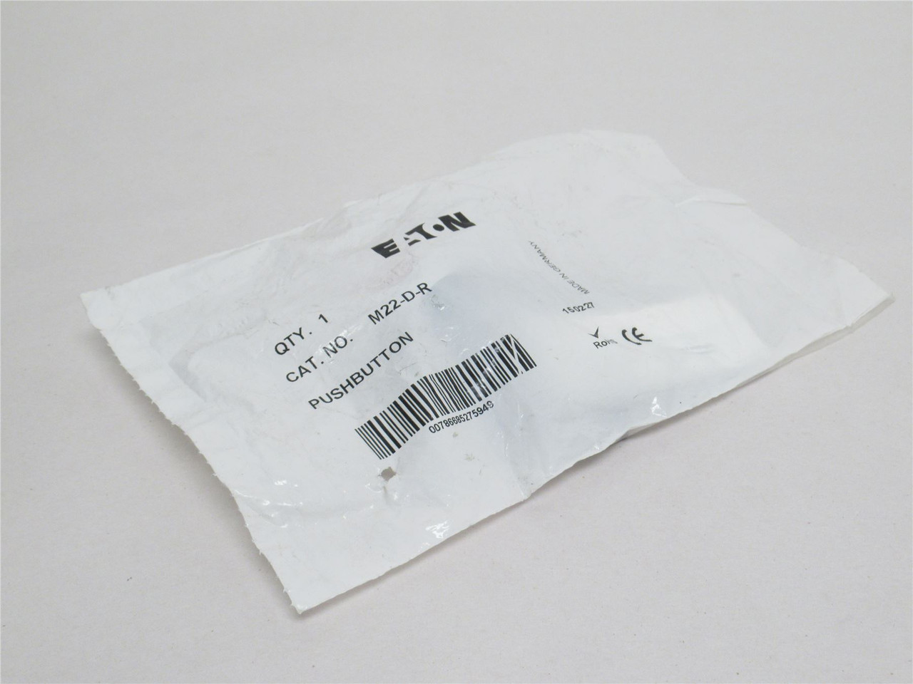 Eaton M22-D-R; Flush Red Non-Illuminated Pushbutton Operator