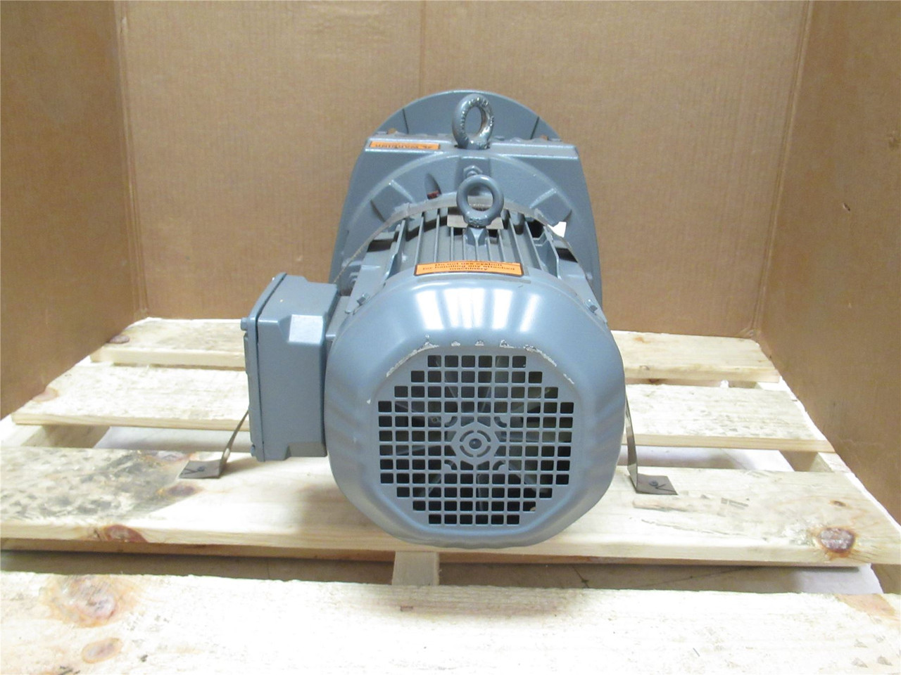 SEW RF87DRN100L4/DH; AC Gearmotor; 73:1 Ratio; 4HP; 380-400V
