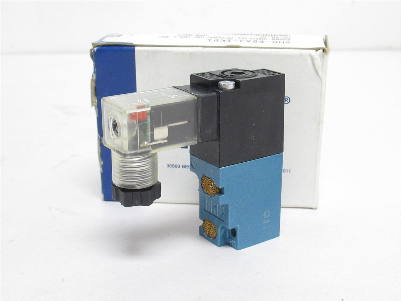 MAC DMB-DDAJ-1KDI; Solenoid Pilot Valve; 0-120PSI; 24VAC/DC