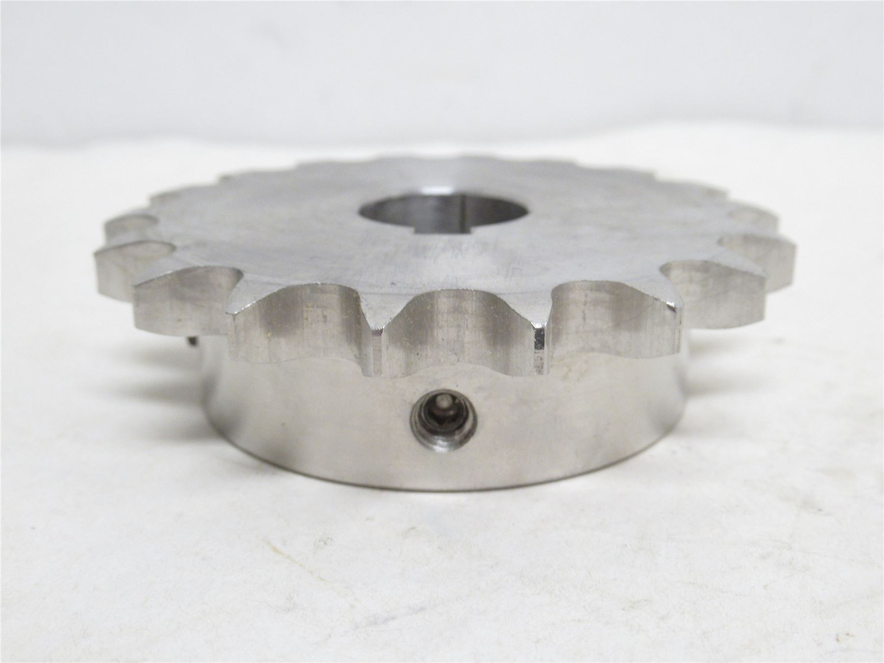 MFG- 40B18SS-20; Sprocket #40; SS; 18 Teeth; 20mmID