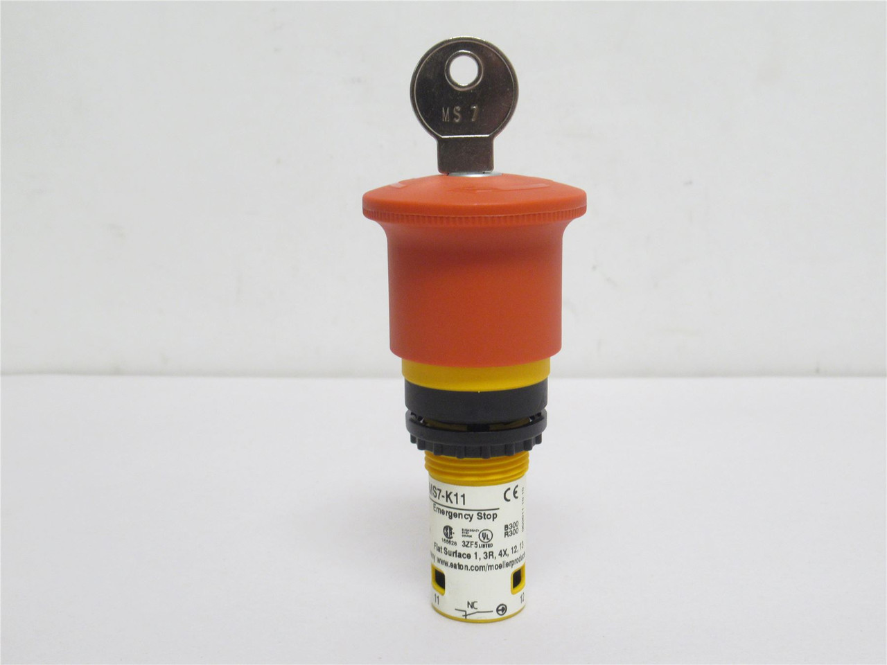 Eaton C22-PVS45P-MS7-K11; Red Keyed E-Stop Switch; 110/230VAC