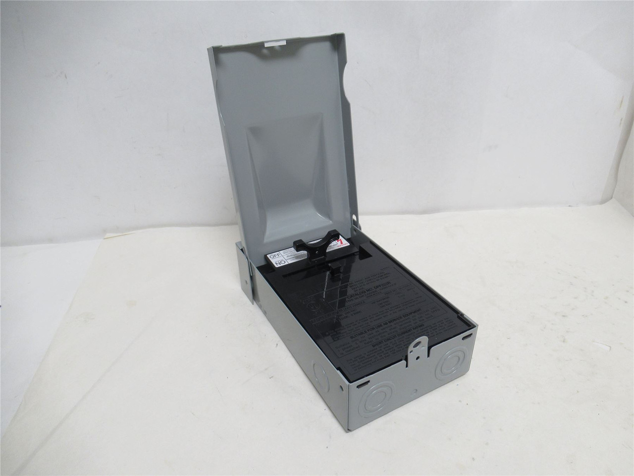 Eaton DPF222R; AC Disconnect Switch 60A; 240VAC; DPST; 2P