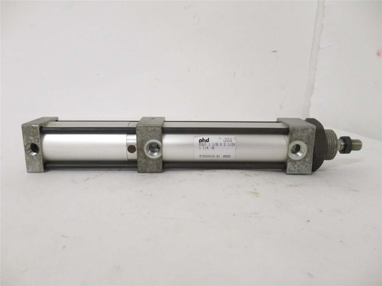 PHD A3VT 1 1/8 X 2 1/2 X 1 1/4 -B; Air Cylinder; 1-1/8"Bore