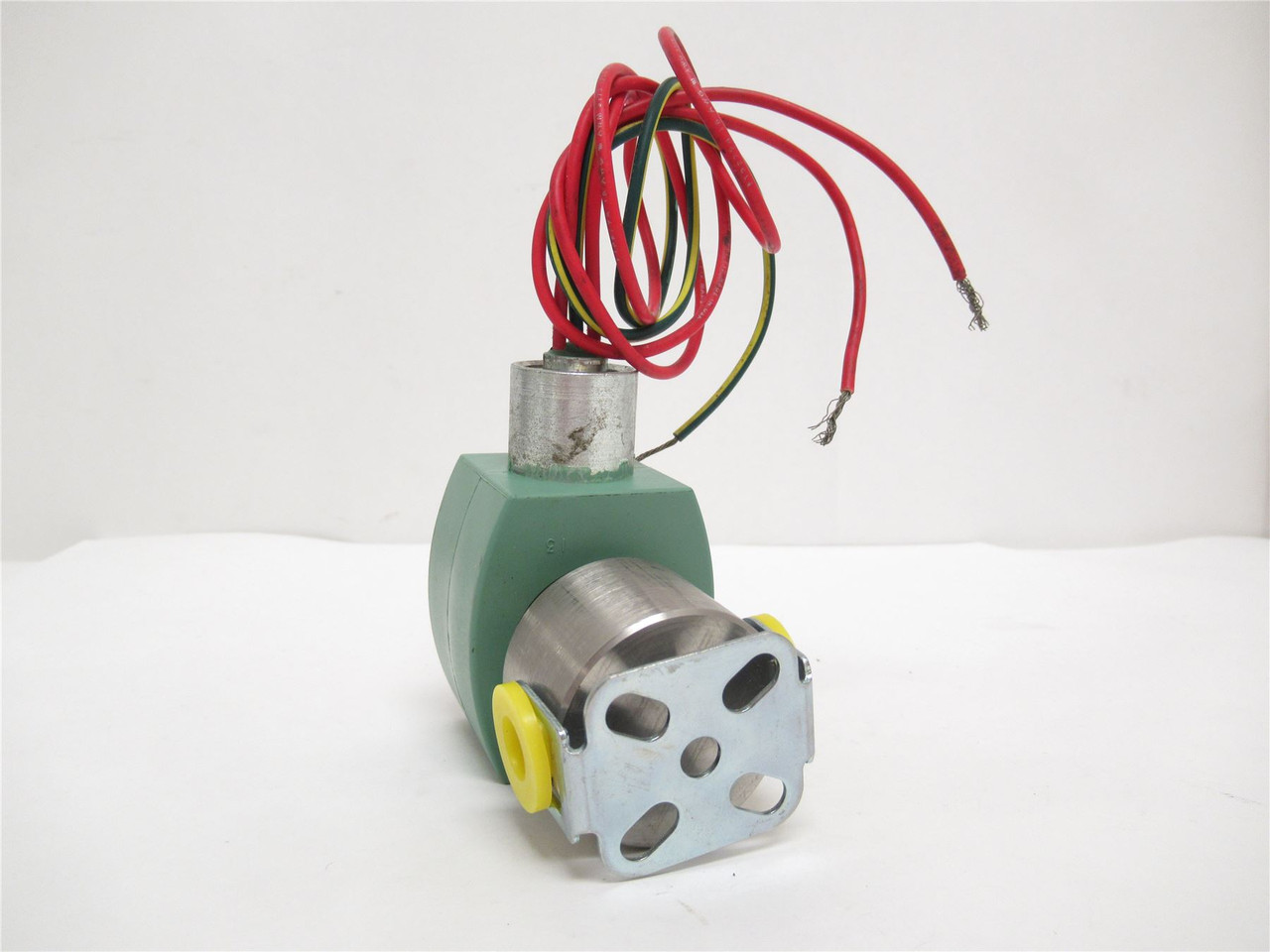 Asco 8262G230; Solenoid Valve; SS; 1/4NPT; 120VAC