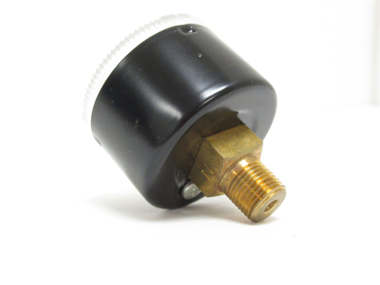 SMC K27A-P1.0-N01M; Pressure Gauge; 0-150Psi; 1" Dial