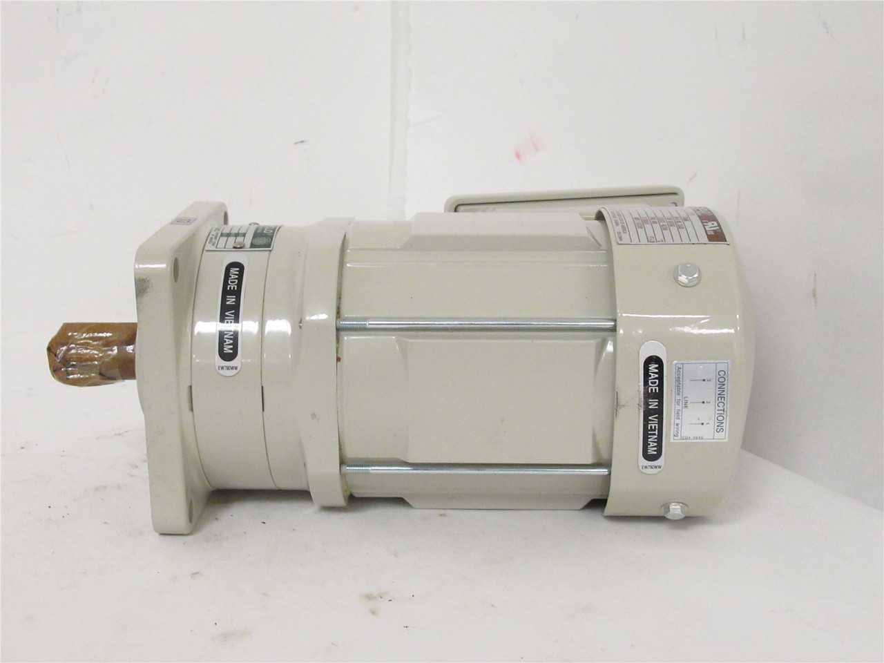 Sumitomo CNVM02-5077-13; Gear Motor; 1/4HP; 220V; 1720RPM;