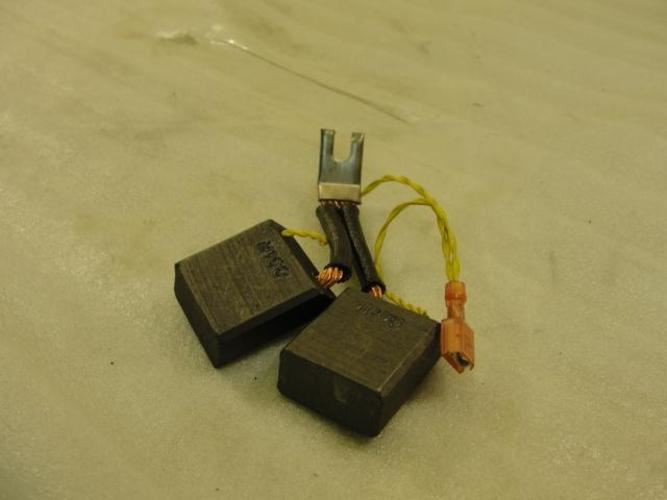 Yale 504229274; Brush Set