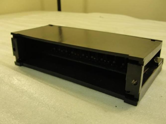 Yale 518796668; Card