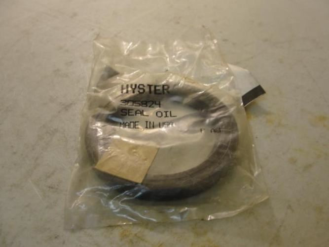 Hyster _0305284; Oil Seal; 3-3/8" OD