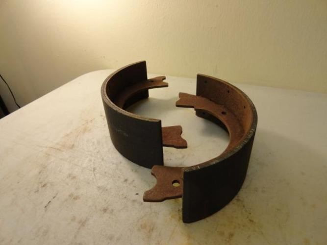 MFG- FA-906-EE-GL3; LOT-2 Brake Pads 3-1/6" Width