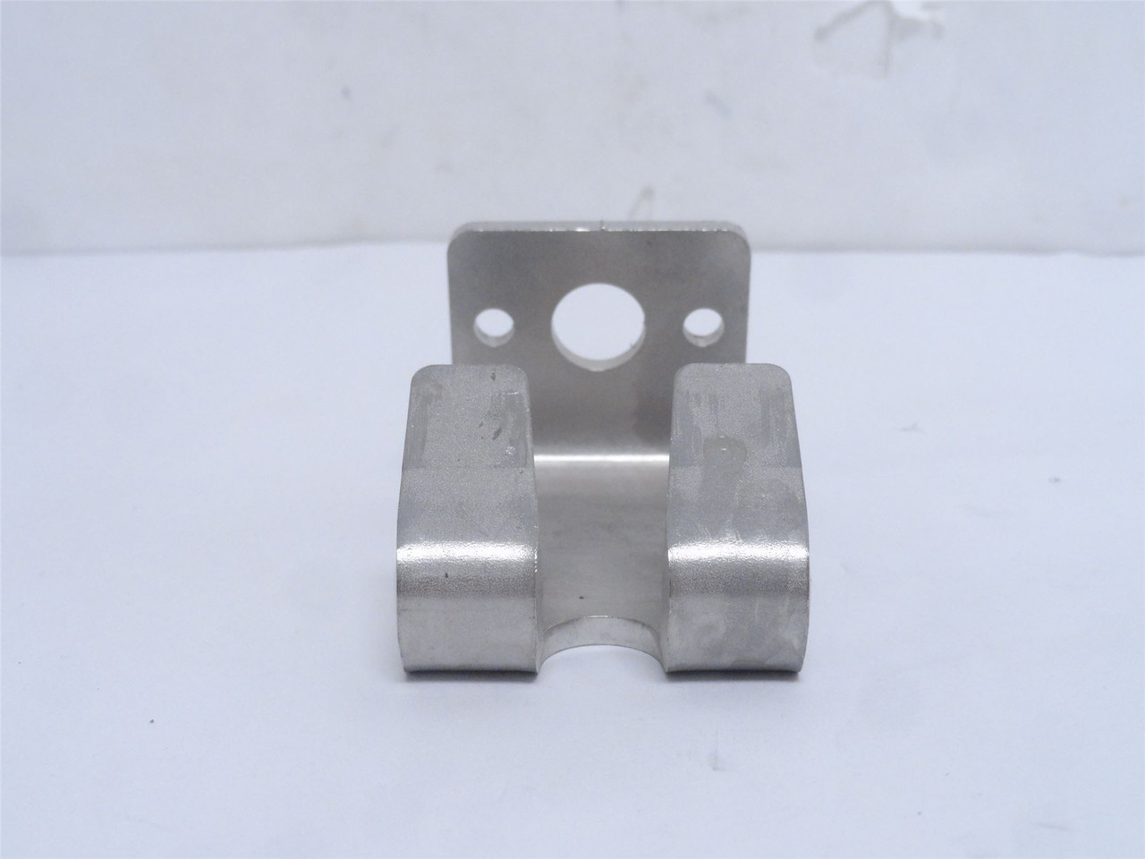 Foodmate LZ00083766; Stainless Steel Whole Leg Shackle