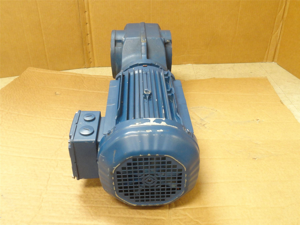 SEW KAZ67DRN100L4/DH; AC Gear Motor; 24:1 Ratio; 5HP; 230/460V