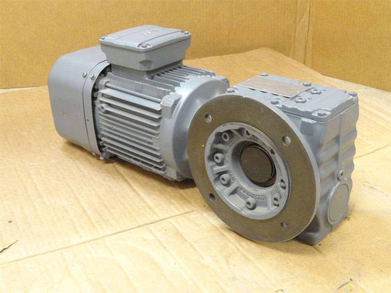 SEW SAF57DRN90S4/EK8C; Motor Gearbox; 1.1kW; 277-180VAC