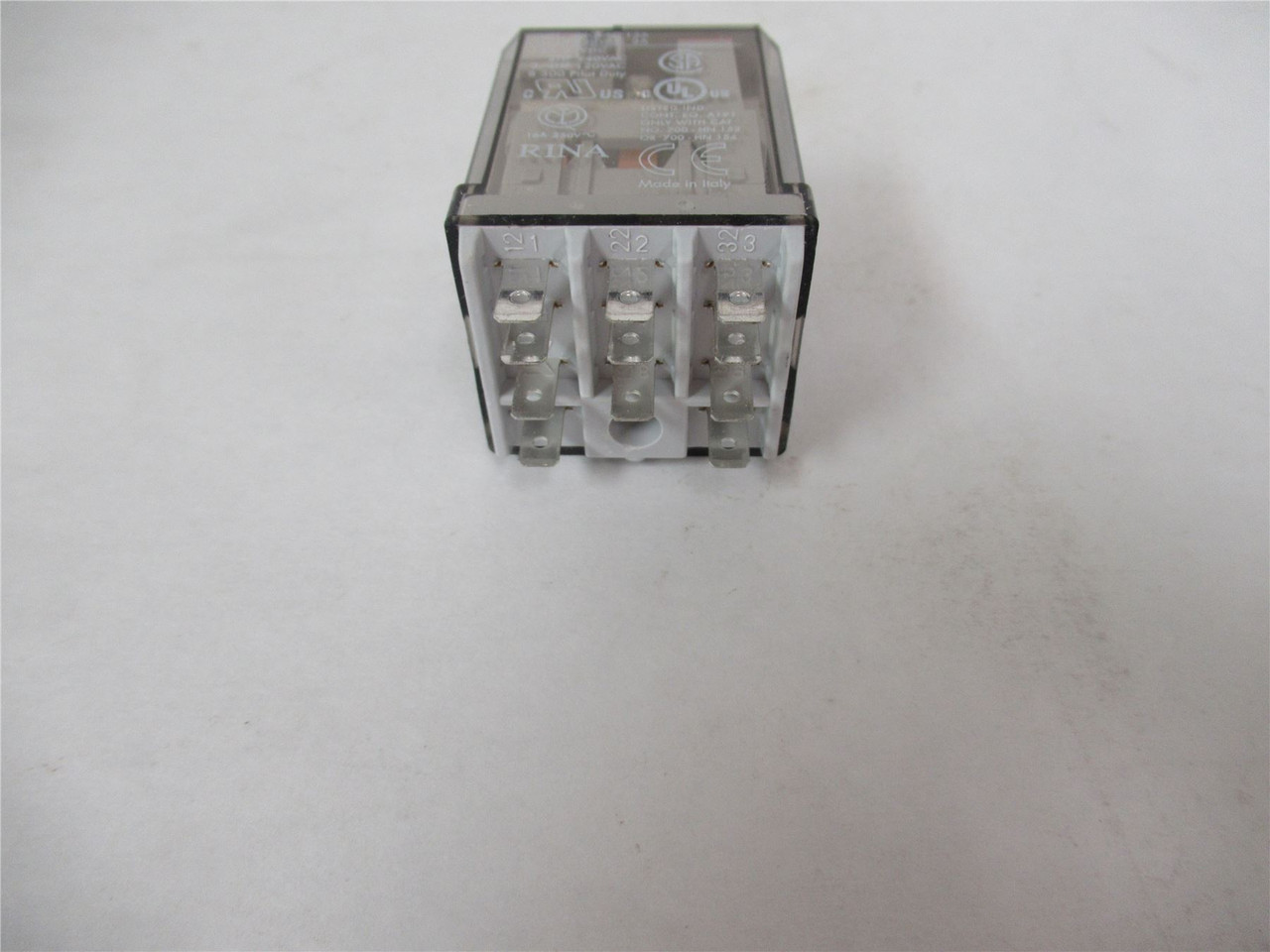 Allen-Bradley 700-HB33Z24; Relay 3 Pole 15A Coil 24VDC