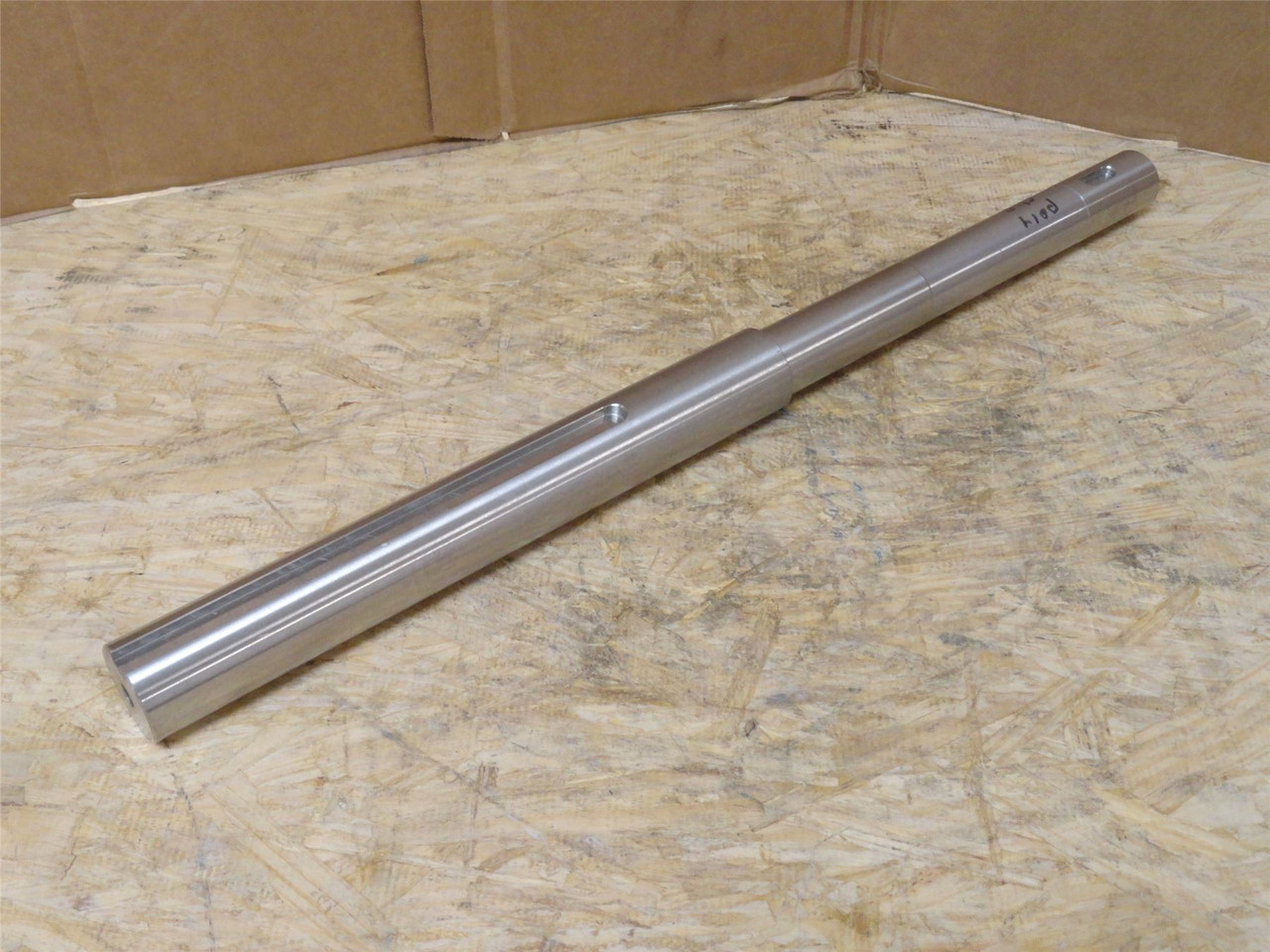 Poly-Clip 105554; Hand Wheel Shaft; SS; 20-1/4" Long