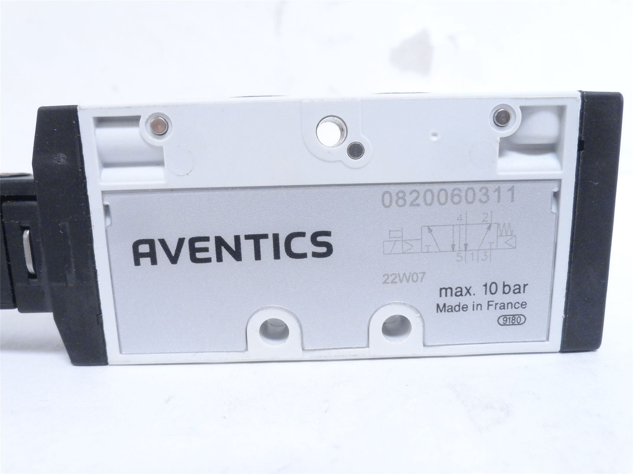 Aventics 820060311; Directional Valve; 10BAR; 24VDC