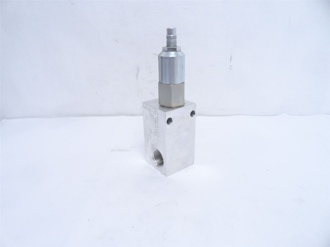 Sullair 42476; Refrigeration Oiler Check Valve; G3/4 Ports