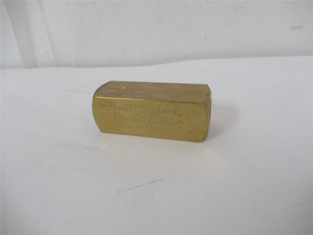 Parker C600B; Pneumatic Check Valve 3/8 NPT Brass