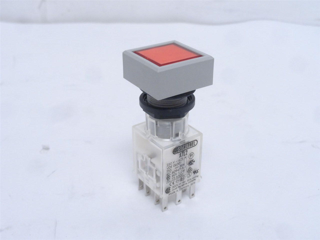 Multivac 19186241124; Illuminated Red Pushbutton; 3A; 250VAC