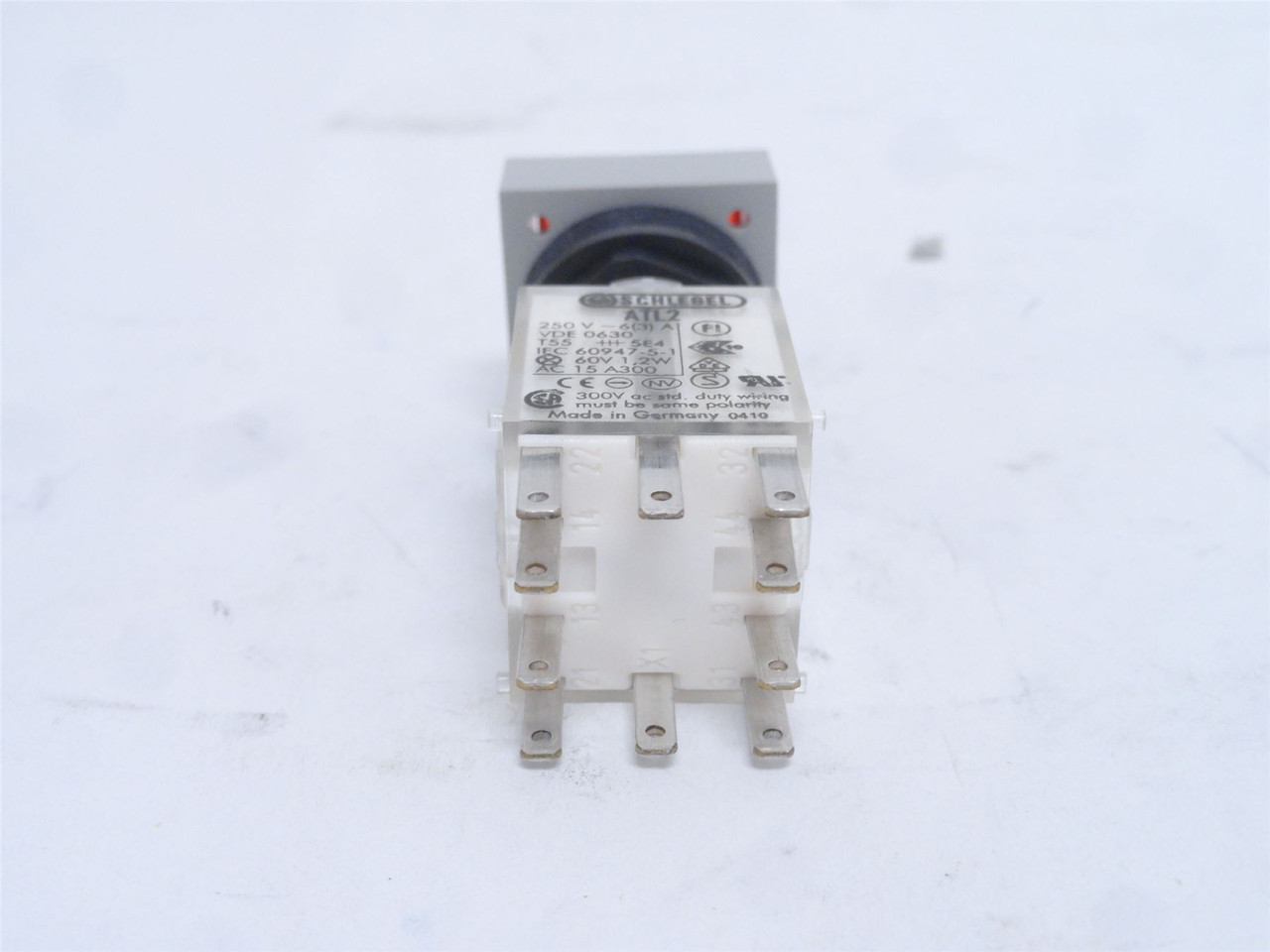 Multivac 19186241124; Illuminated Red Pushbutton; 3A; 250VAC