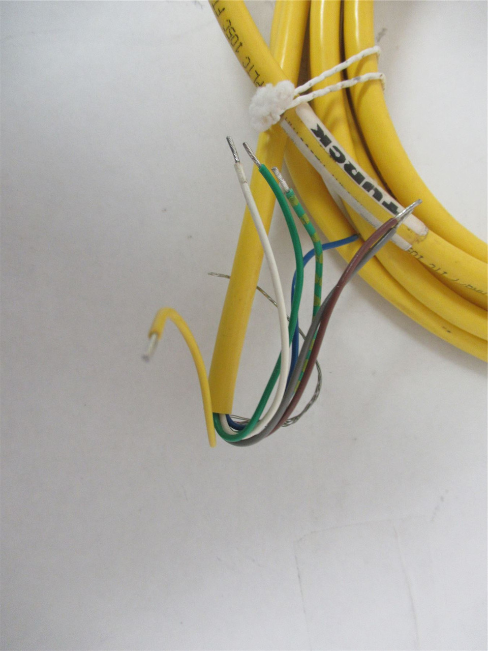 Turck 4MB12Z-4P2-5; 4 Port Junction Box 10-30Vdc