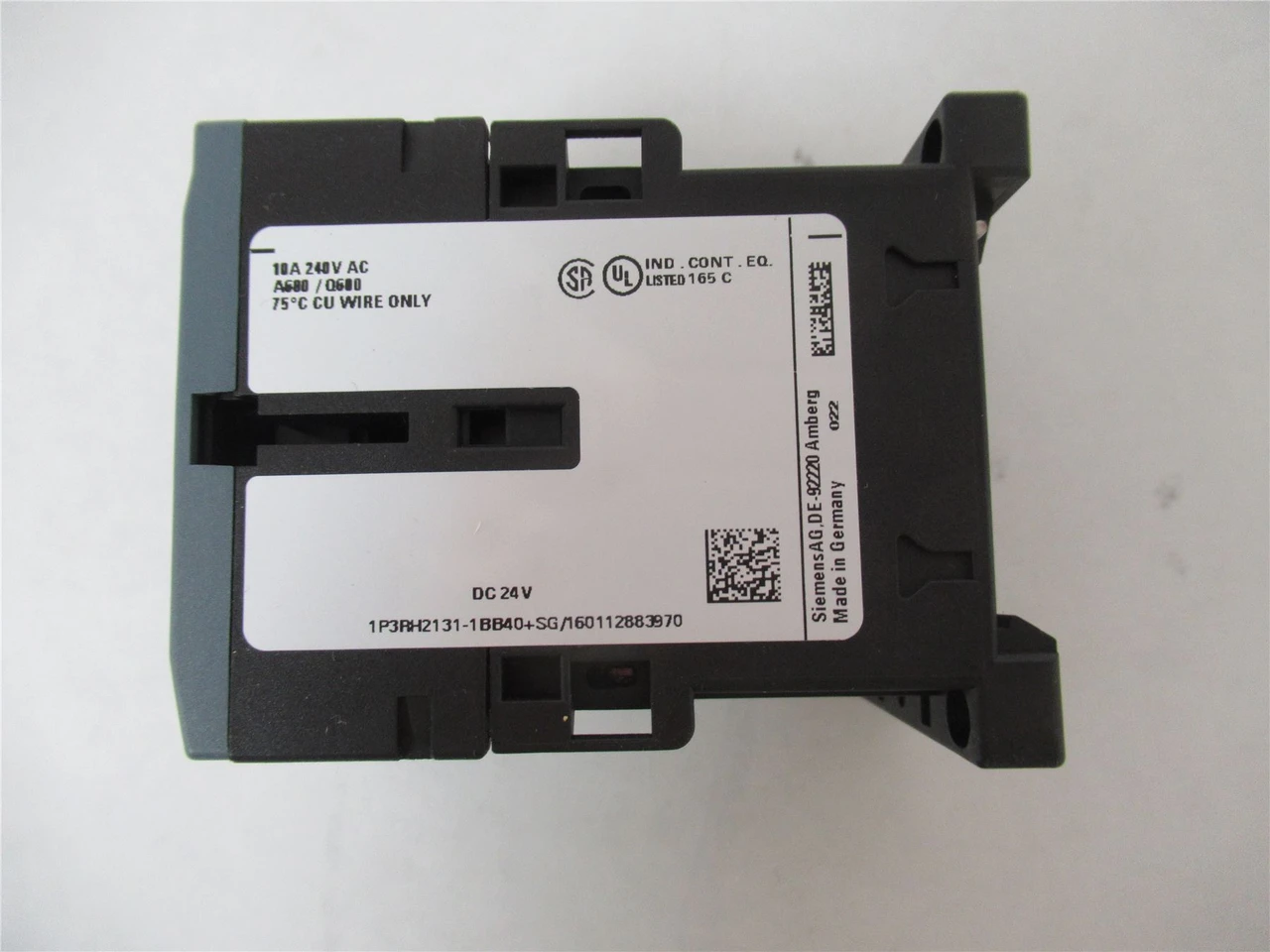 Siemens 3RH2131-1BB40; Control Relay 3 NO + 1 NC 24 V DC