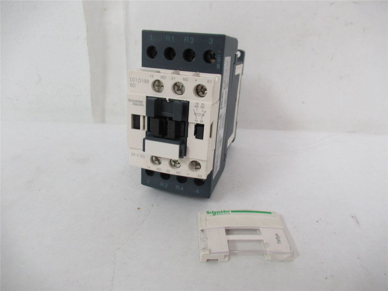 Schneider LC1D188BD; Contactor 32A Coil 24VDC 4-Pole 2NO-2NC