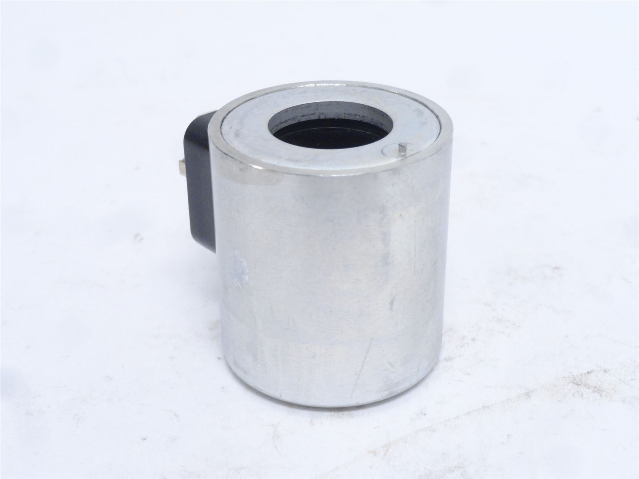 Bosch R901370939; Solenoid Coil; 24VDC; 29/32"ID; 3-Wire