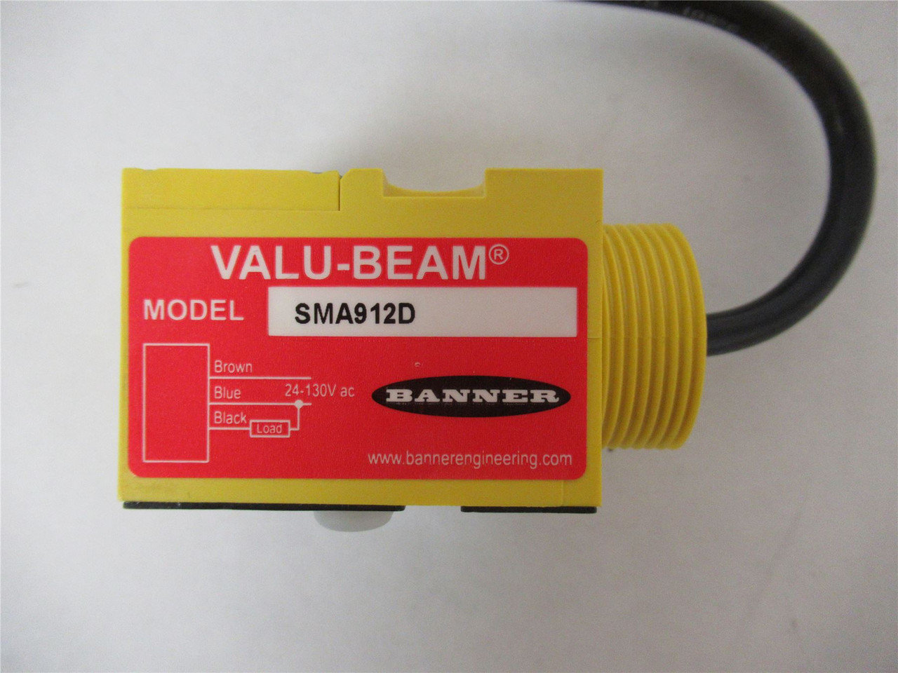 Banner SMA912D; Photo Sensor Range 30" Pre-wired 24V 2m Cable