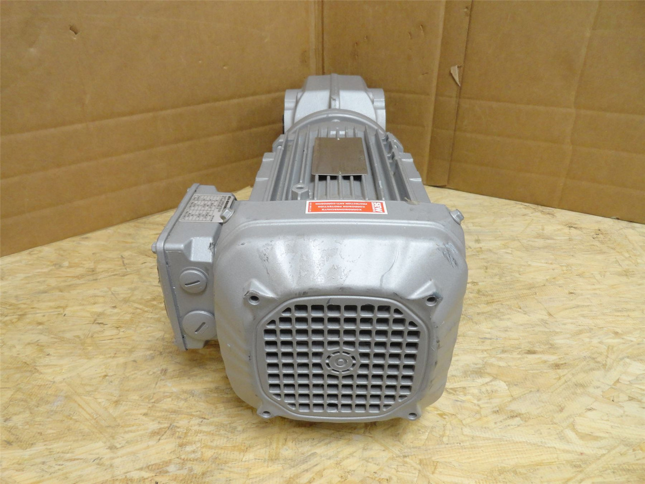 SEW KA47/TDRN90L4/TH/DH; AC Gearmotor; 1.5kW; 49:1 Ratio; 460V