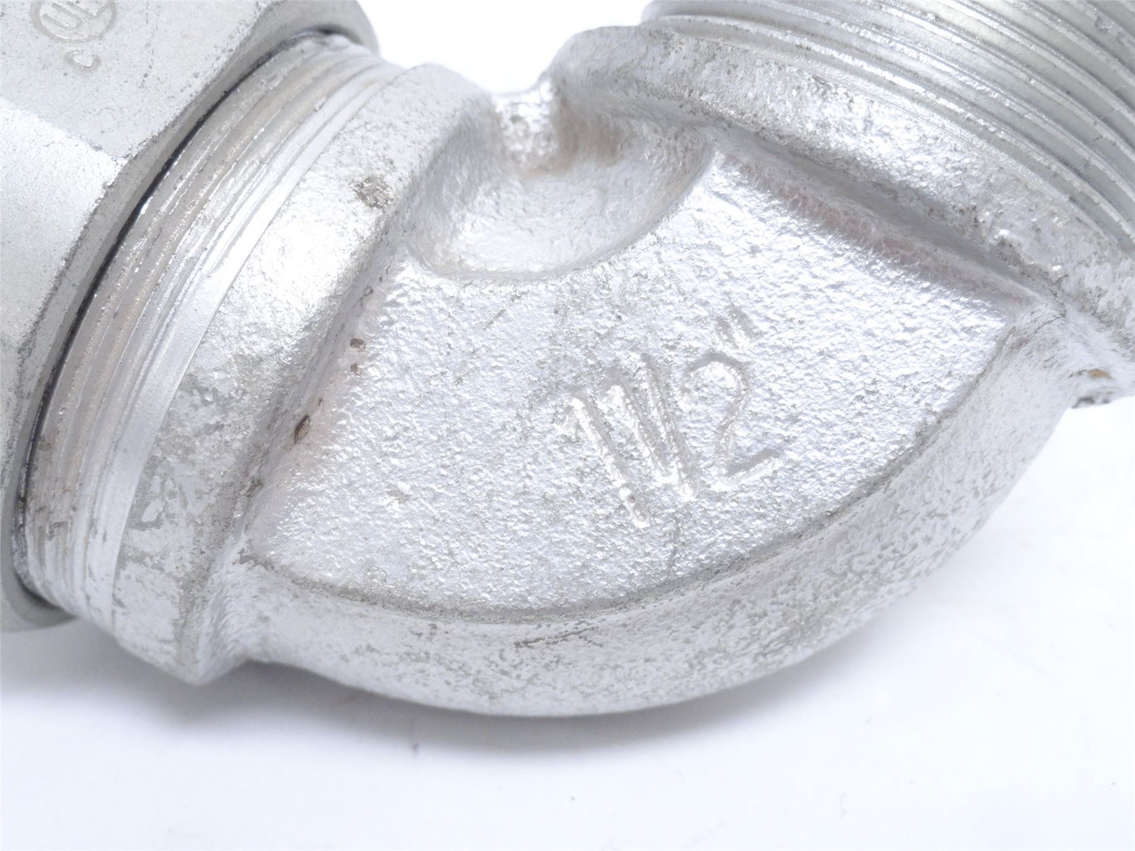 Industry-Std 3LK84; Liquid Tight Connector; 90 Degrees; 1-1/2"