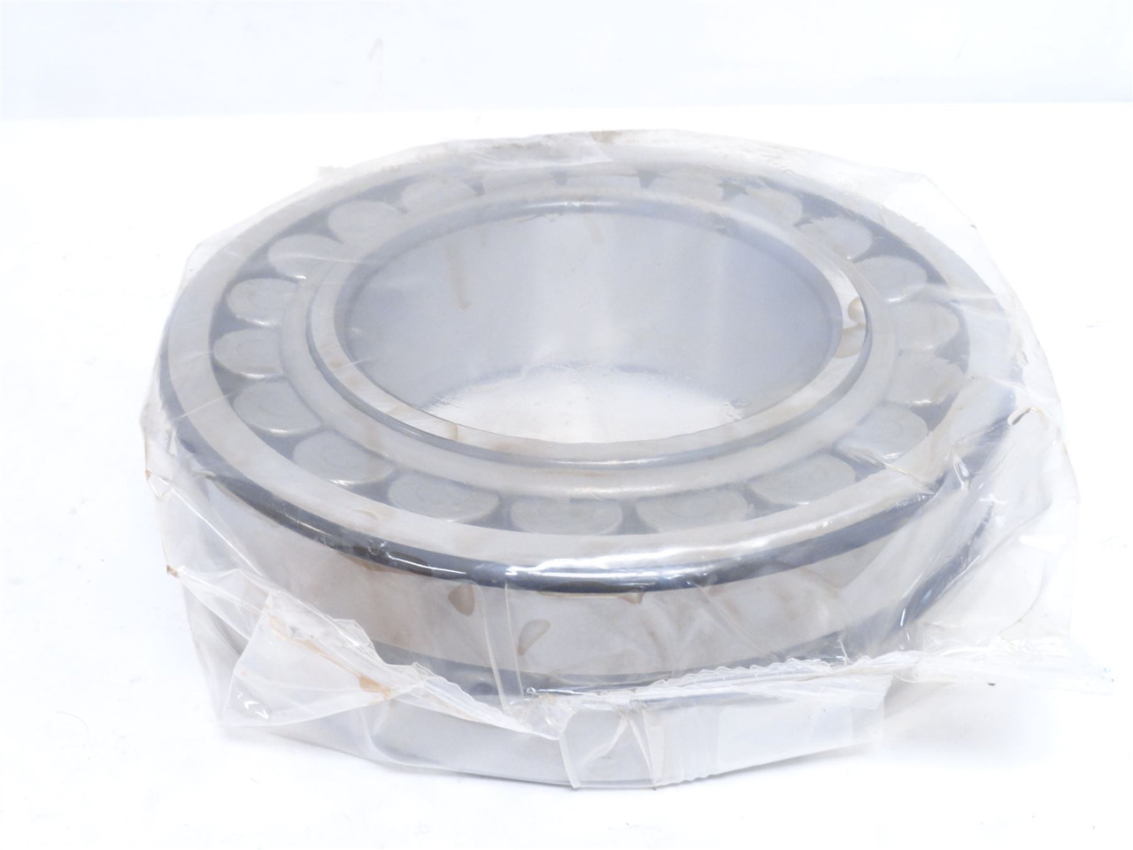 SKF 22226E/C3; Spherical Roller Bearing 130mmID x 230mmOD