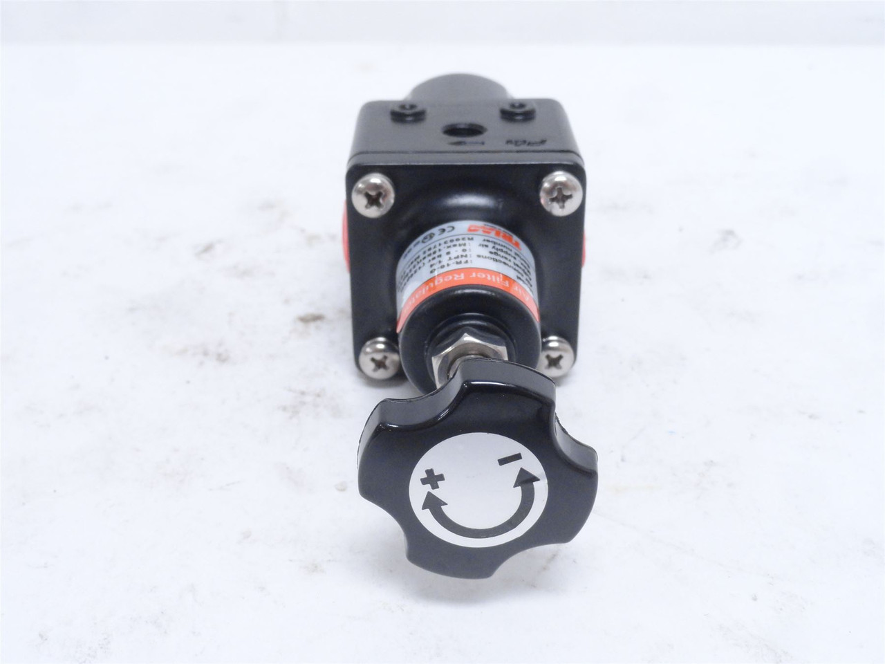 Triac FR-10-G; Air Filter Regulator; 1/4NPT x 1/8NPT; 0-8BAR