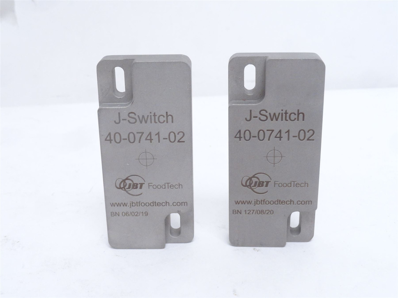 JBT 40-074-01; Wired Magnetic Safety Switch; W/Actuators