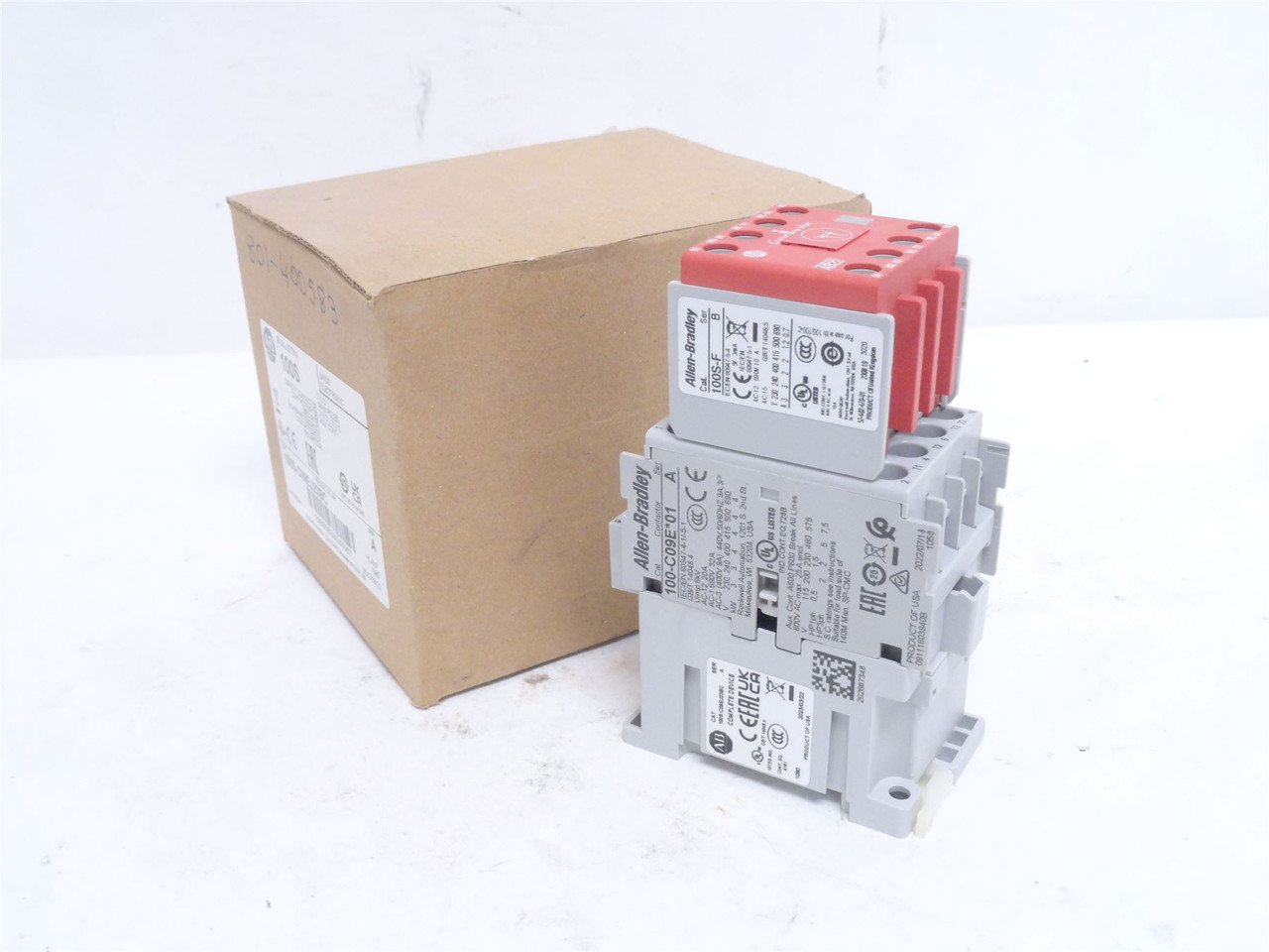 Allen-Bradley 100S-C09EJ23BC; Contactor 9A 690VAC; Coil 24VDC